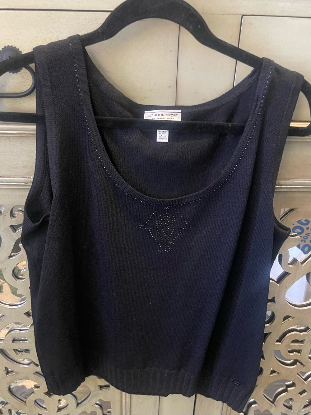St John Sport Black Sleeveless Knit Tank